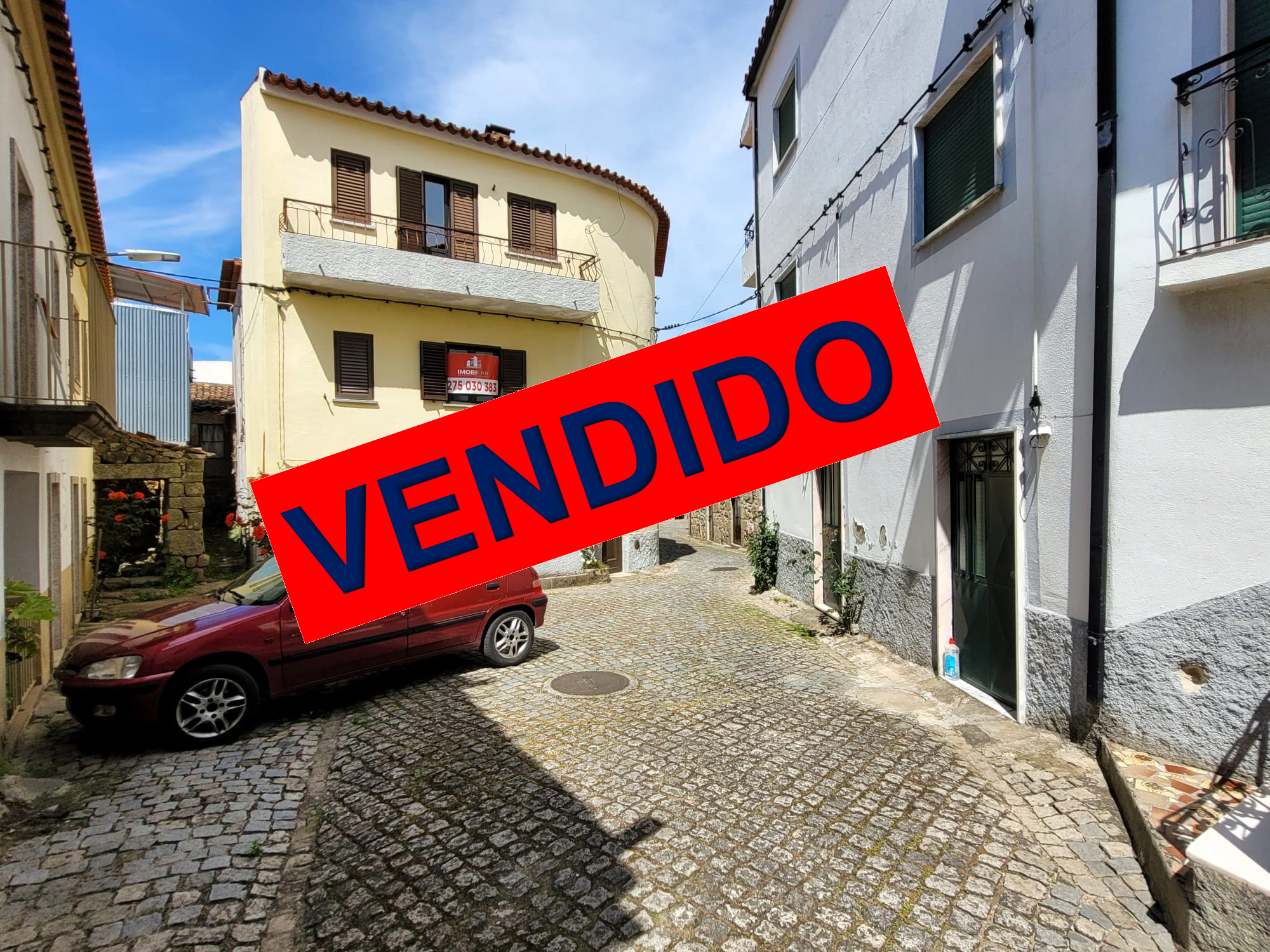 Imagem Moradia para Recuperar - 42.500,00€  - Valverde, Fundão