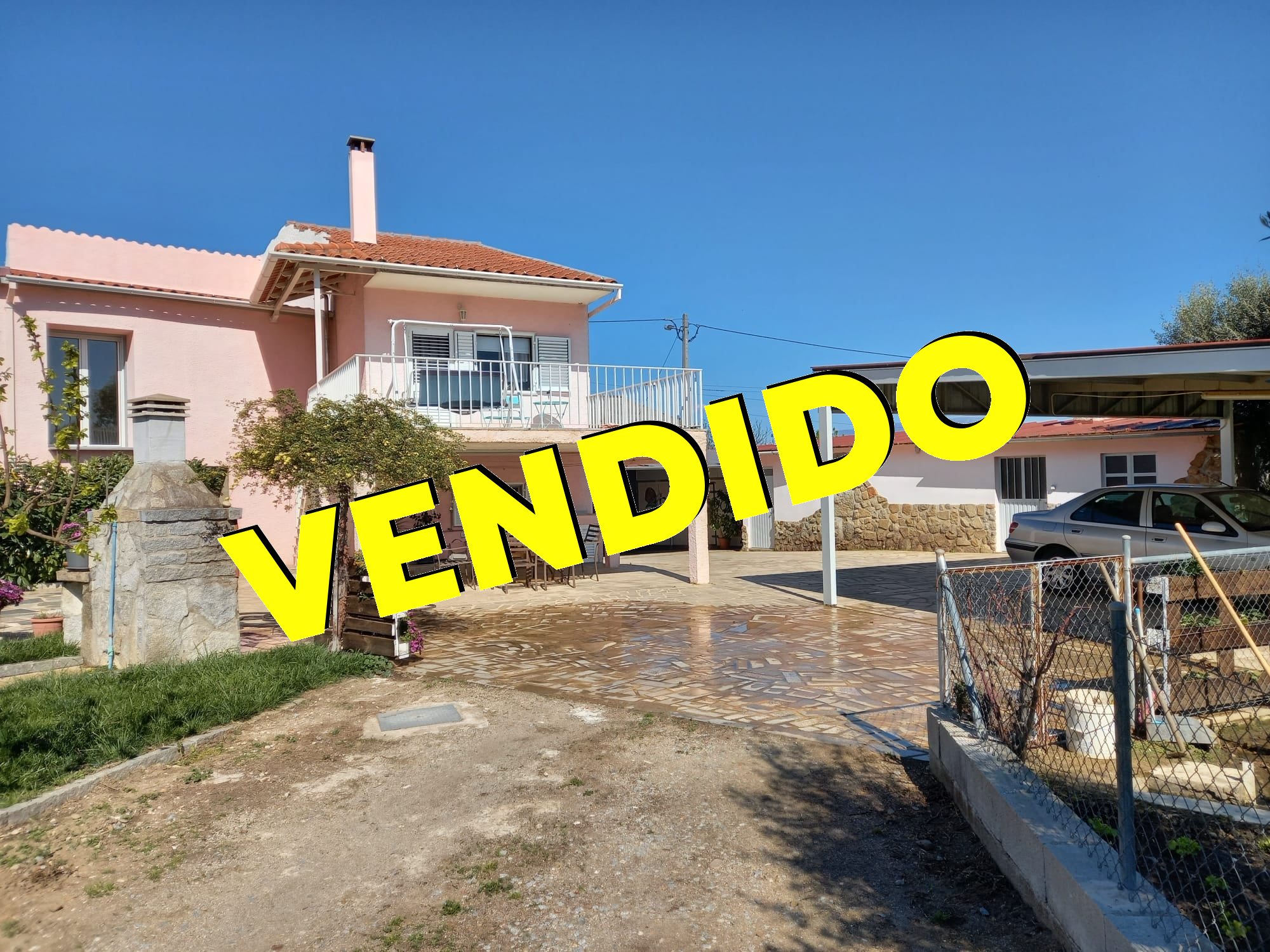 Imagem Moradia V3 - Donas
