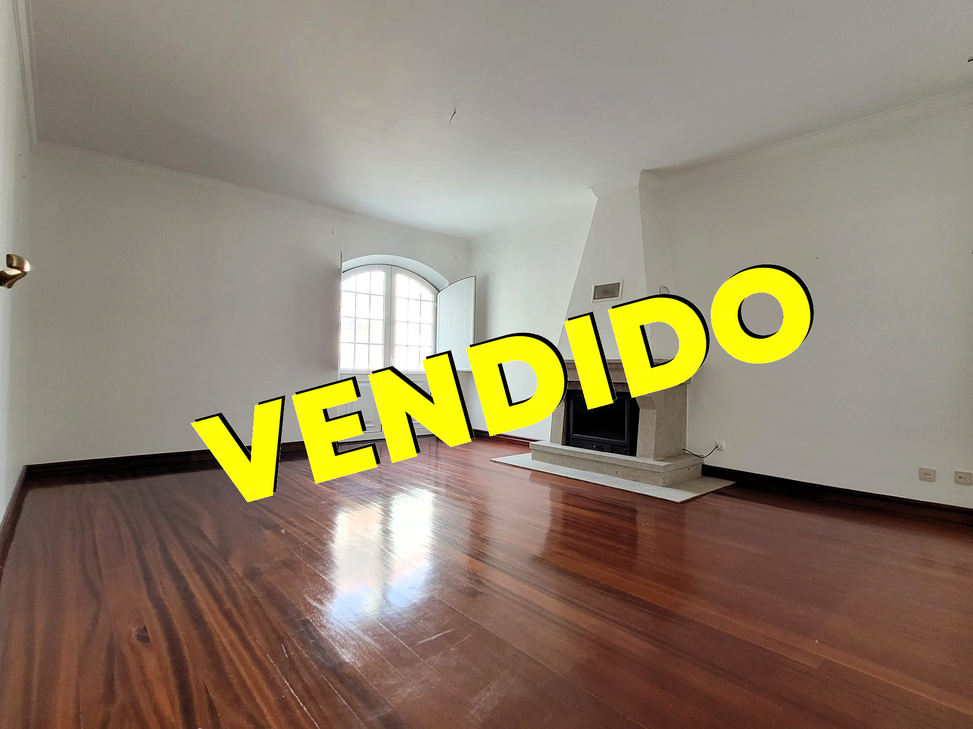 Imagem Apartamento T2 c/ Elevador - 115.000,00€ - Fundão