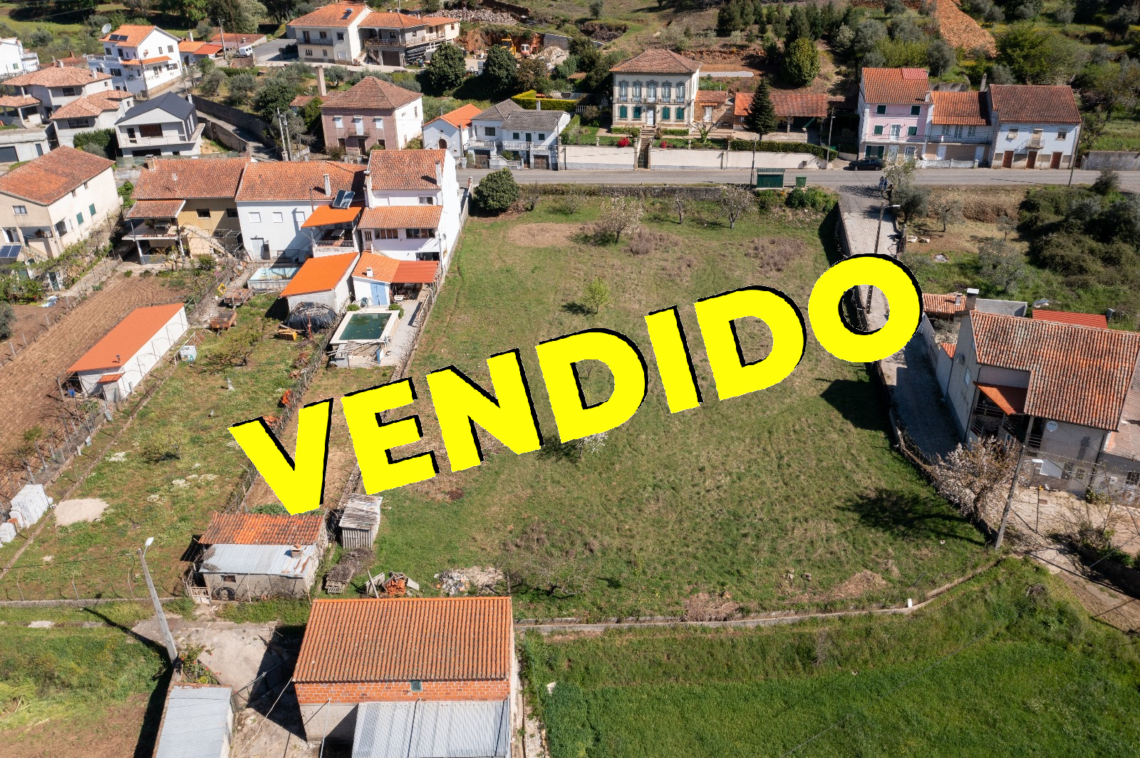 Imagem Terreno Com Viabilidade Construção - 37.500,00€ - Castelejo, Fundão