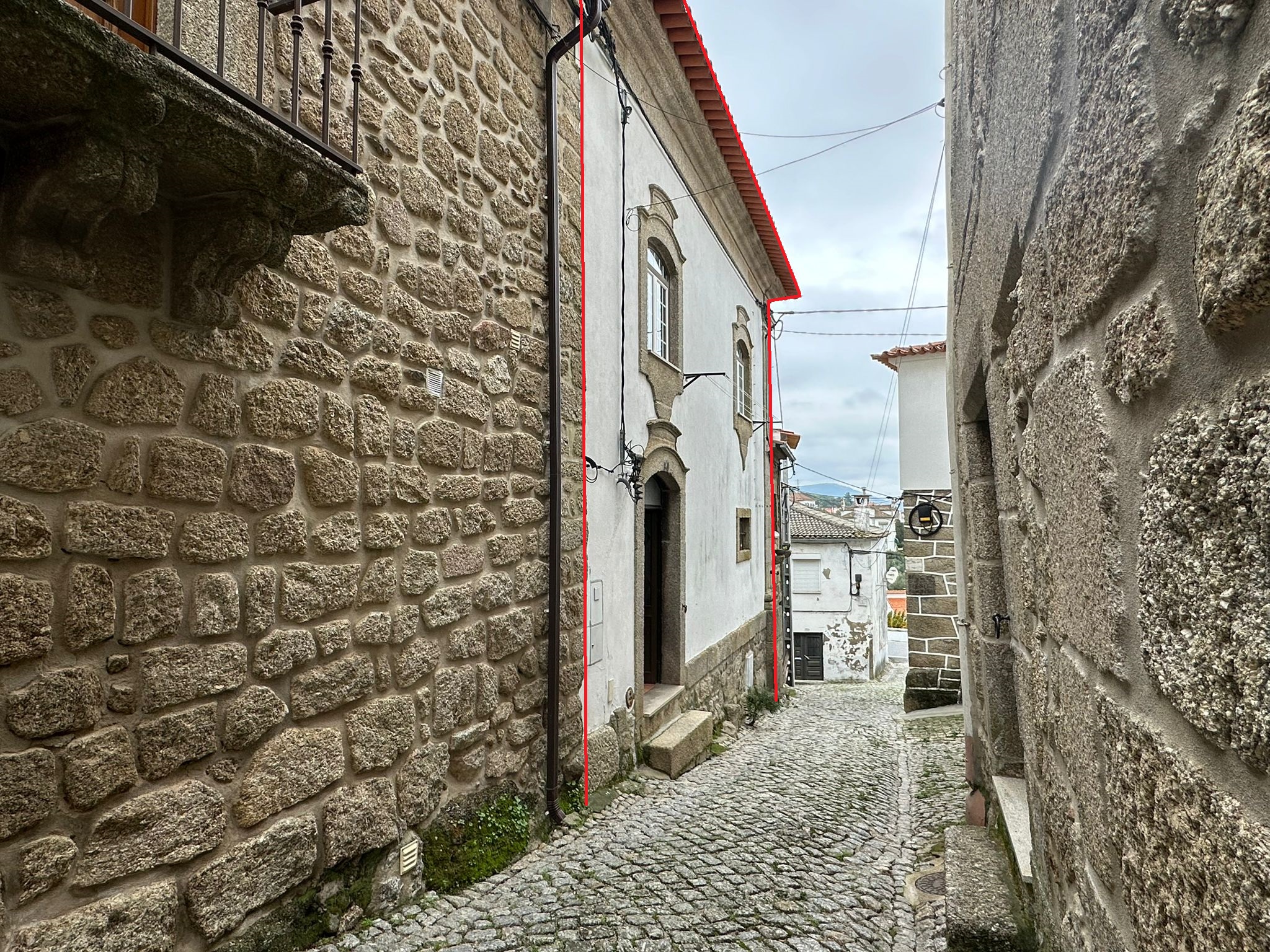 Imagem Moradia V2 + 1 - 132.000,00€ - Alpedrinha, Fundão