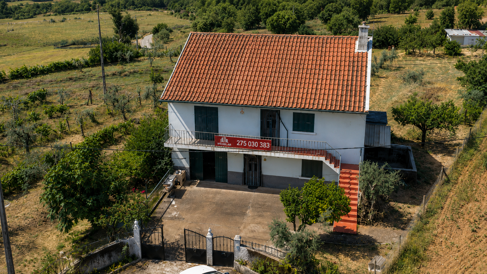 Imagem Moradia V4 c/ Terreno – 195.000,00 Vales de Pêro Viseu, Fundão